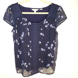 Scoop Neck Lace Over Blouse Medium